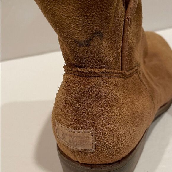 UGG light brown Suede Ankle Boots - Picture 9 of 9